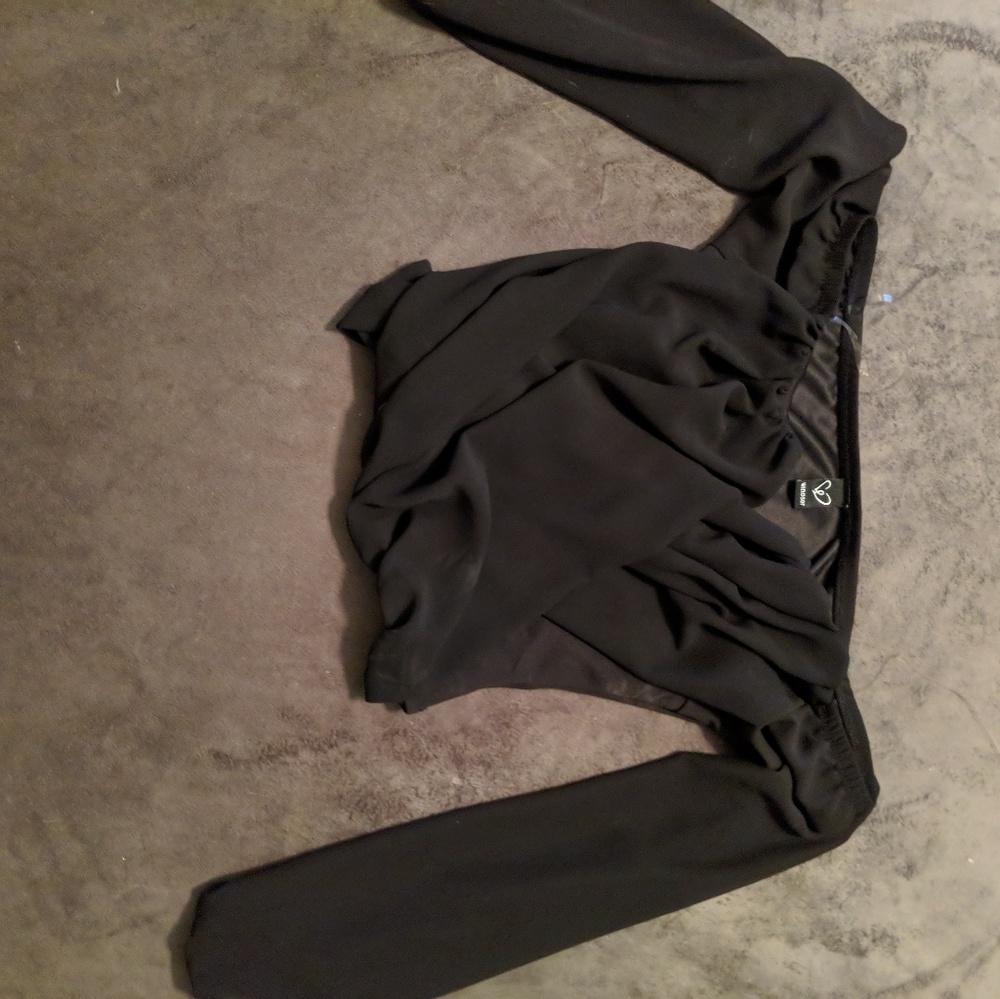 Cropped blouse